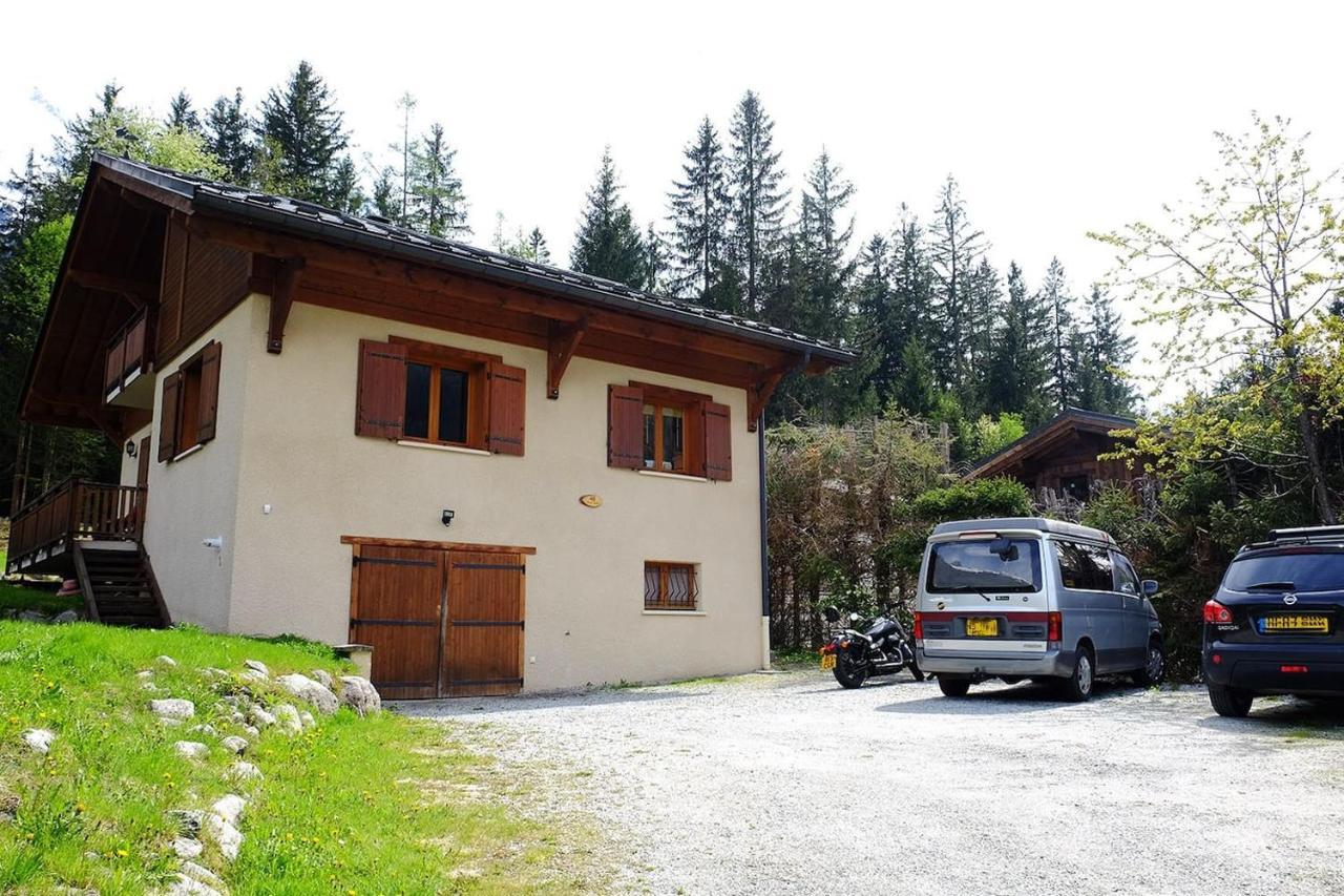 Chamonix Large Chalet, Sleeps 12, 200M2, 5 Bedroom, 4 Bathroom, Garden, Jacuzzi, Sauna Exterior foto