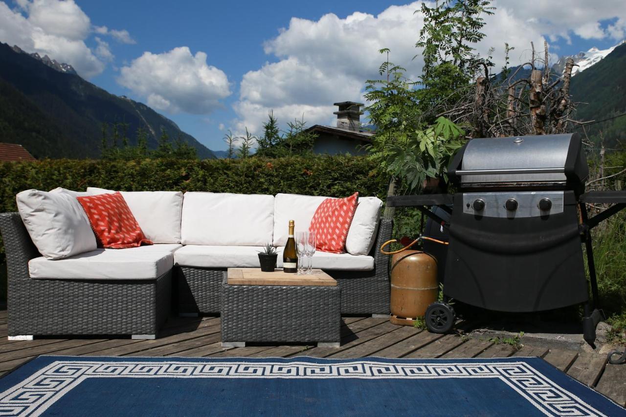 Chamonix Large Chalet, Sleeps 12, 200M2, 5 Bedroom, 4 Bathroom, Garden, Jacuzzi, Sauna Exterior foto