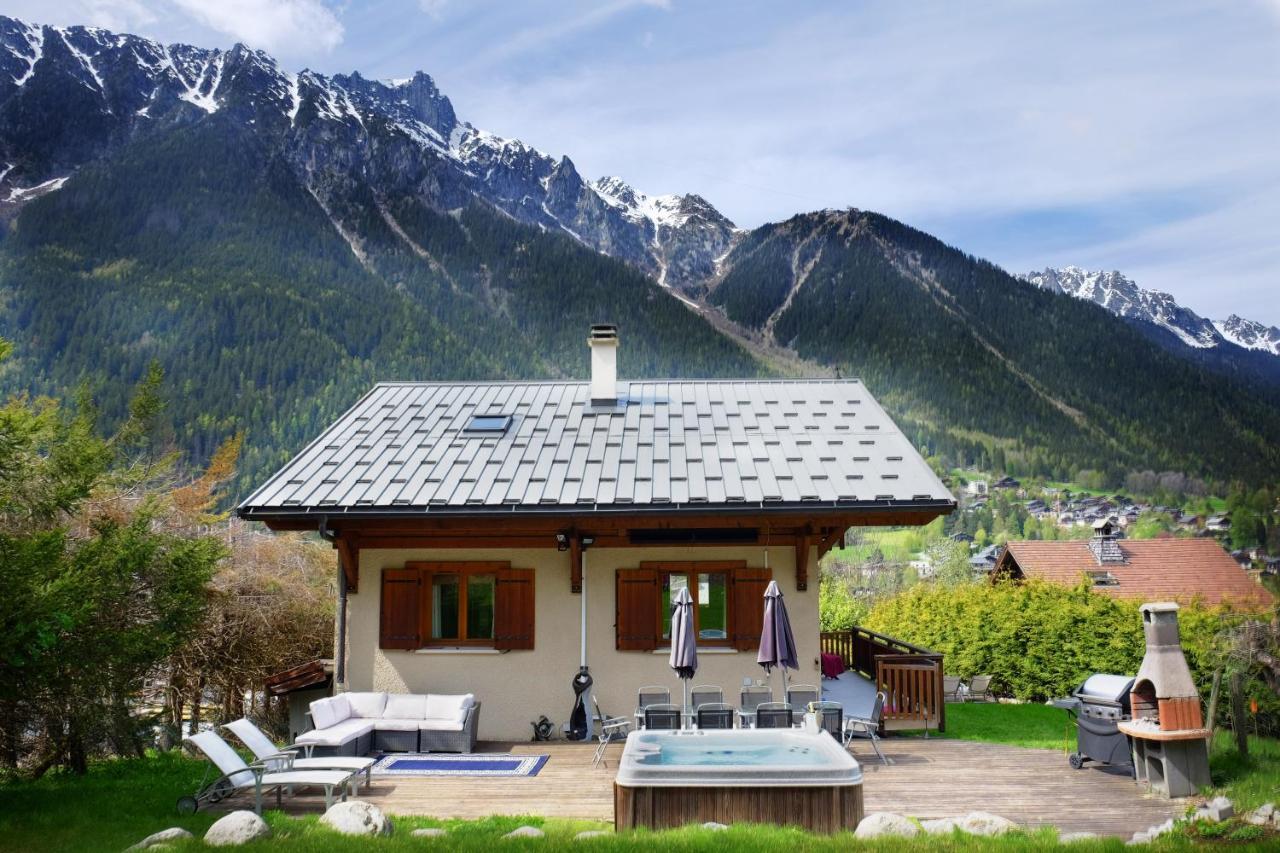 Chamonix Large Chalet, Sleeps 12, 200M2, 5 Bedroom, 4 Bathroom, Garden, Jacuzzi, Sauna Exterior foto