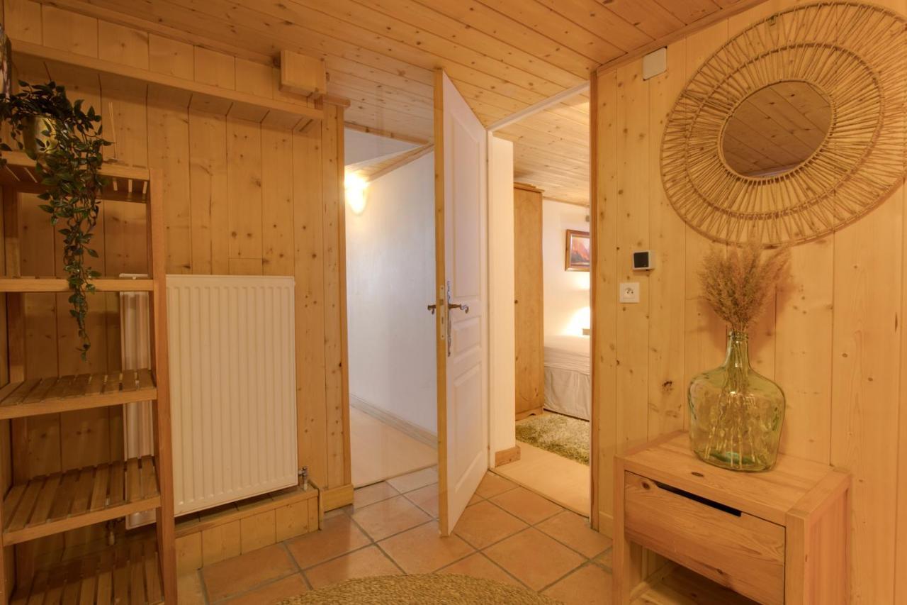 Chamonix Large Chalet, Sleeps 12, 200M2, 5 Bedroom, 4 Bathroom, Garden, Jacuzzi, Sauna Exterior foto